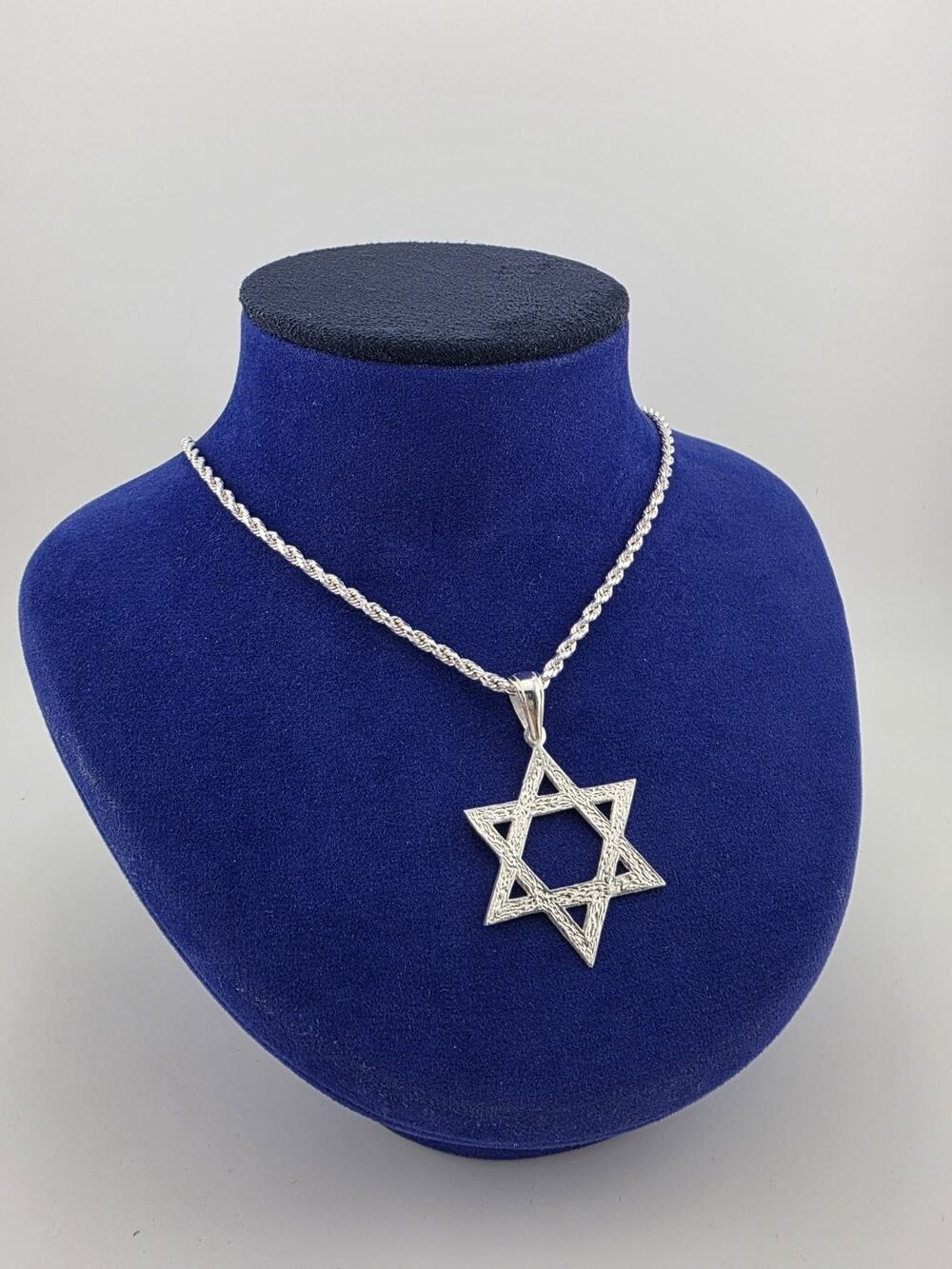 Sterling Silver 925 David Star Pendent And Necklace 18" Long